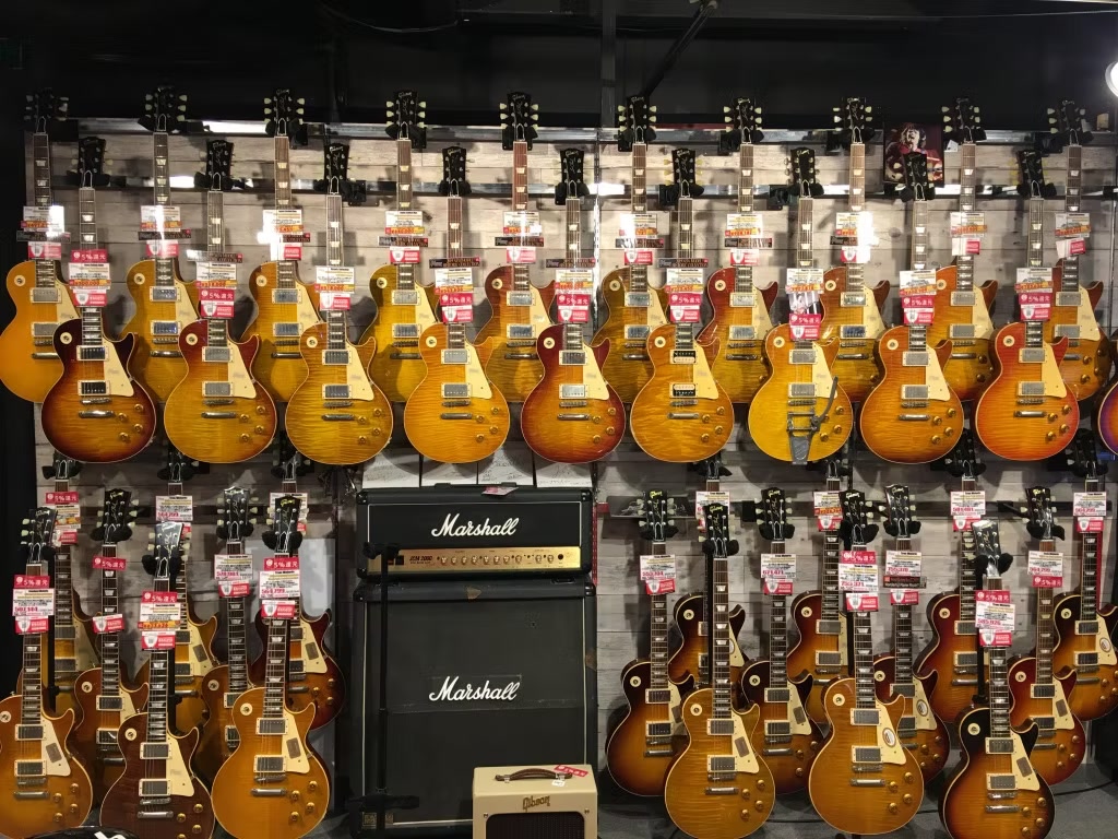 Guitar Street shopfronts